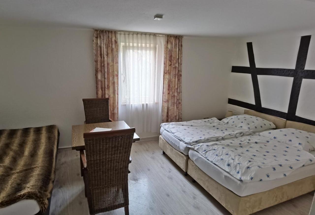 Zum Schwarzen Adler Hotell Mainberg Exteriör bild